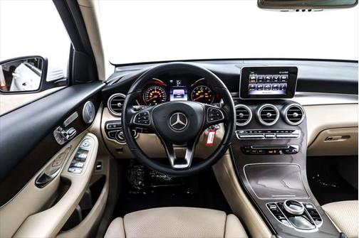 2019 Mercedes-Benz GLC 300 Base