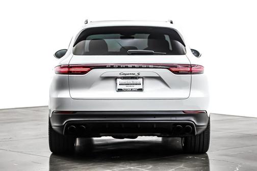 2019 Porsche Cayenne S