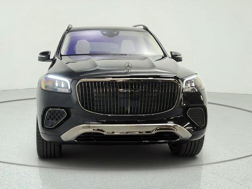 Obsidian Black Metallic 2026 Mercedes-Benz Maybach GLS 600 4MATIC