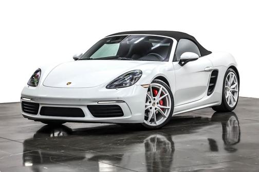 2023 Porsche 718 Boxster S
