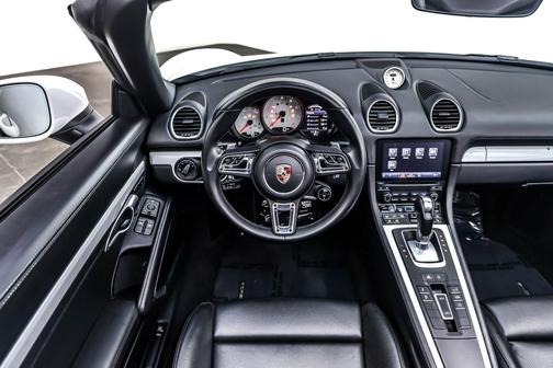 2023 Porsche 718 Boxster S