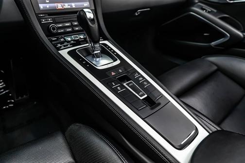 2023 Porsche 718 Boxster S
