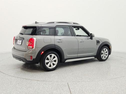 Moonwalk Grey Metallic 2019 MINI Countryman Cooper