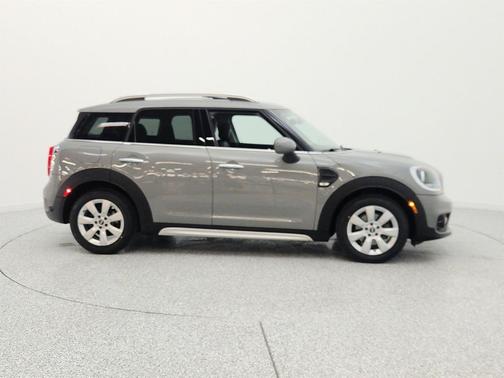 Moonwalk Grey Metallic 2019 MINI Countryman Cooper