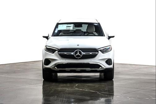 2026 Mercedes-Benz GLC 300 Base