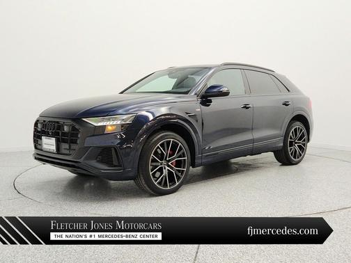 Waitomo Blue Metallic 2023 Audi Q8 55 Premium Plus