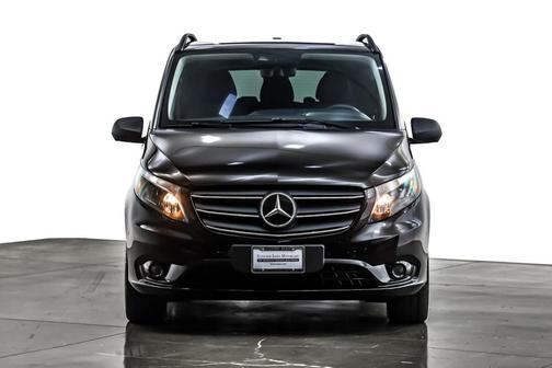 2023 Mercedes-Benz Metris Base