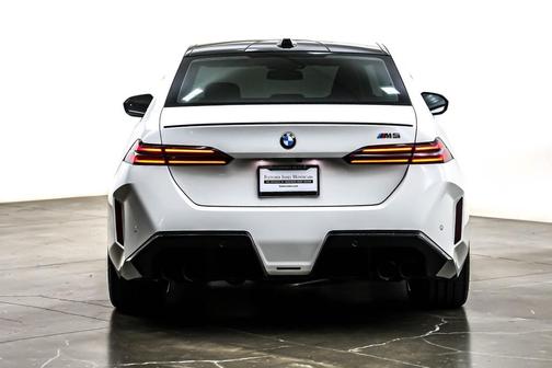 2025 BMW M5 Base