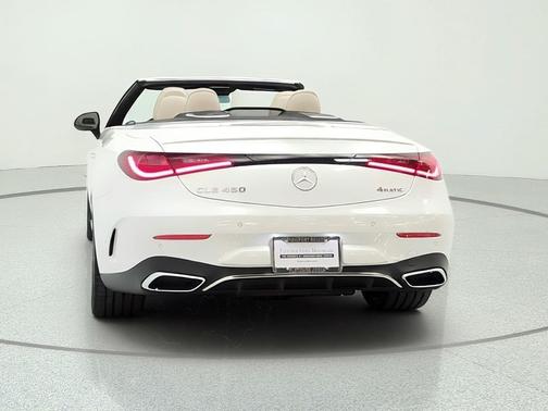 MANUFAKTUR Moonlight White Metallic 2026 Mercedes-Benz CLE 450 4MATIC