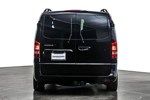 2023 Mercedes-Benz Metris Base