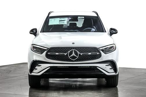 2025 Mercedes-Benz GLC 300 Base