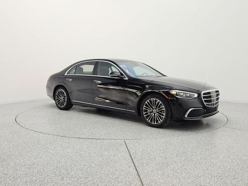 Obsidian Black 2023 Mercedes-Benz S-Class S 580e 4MATIC