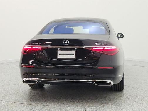 Obsidian Black 2023 Mercedes-Benz S-Class S 580e 4MATIC