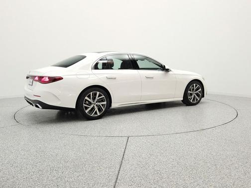 Polar White 2026 Mercedes-Benz E-Class E 350