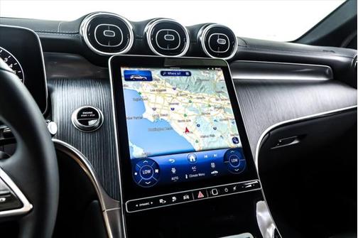 2025 Mercedes-Benz GLC 350e Base