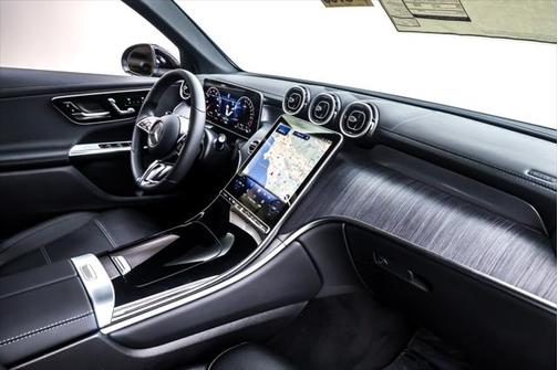 2025 Mercedes-Benz GLC 350e Base