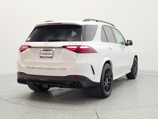 MANUFAKTUR Moonlight White Metallic 2026 Mercedes-Benz AMG GLE 53 4MATIC+