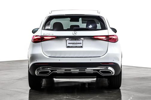 2026 Mercedes-Benz GLC 300 Base