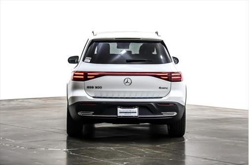 2025 Mercedes-Benz EQB 300 4MATIC