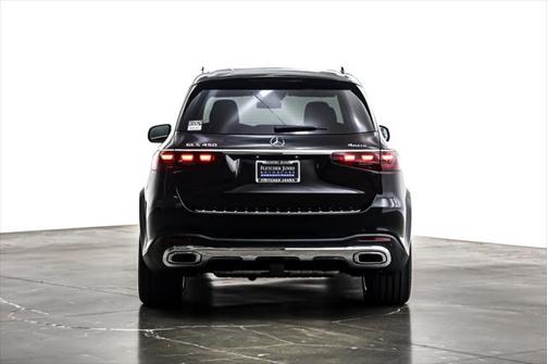 2025 Mercedes-Benz GLS 450 4MATIC