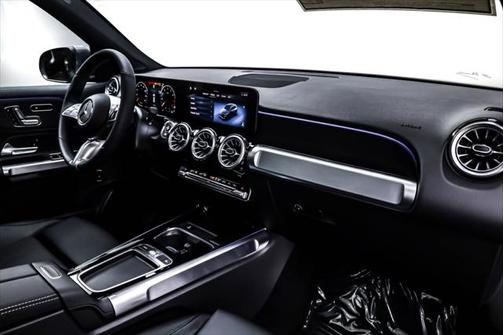 2025 Mercedes-Benz GLB 250 Base