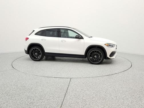Polar White 2023 Mercedes-Benz GLA 250 Base
