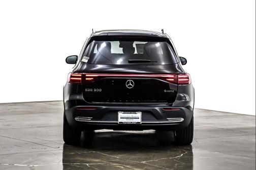 2025 Mercedes-Benz EQB 300 4MATIC