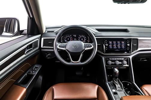 2022 Volkswagen Atlas 3.6L SE w/Technology