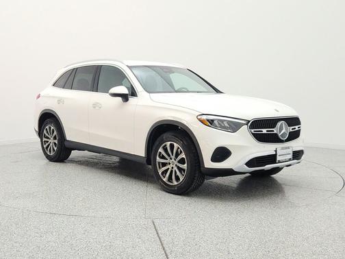 Polar White 2026 Mercedes-Benz GLC 300 Base