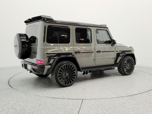 MANUFAKTUR Arabian Grey 2026 Mercedes-Benz AMG G 63 AMG G 63