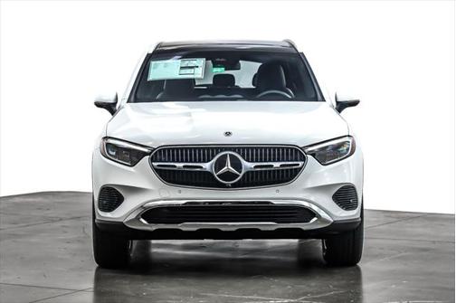 2025 Mercedes-Benz GLC 350e Base