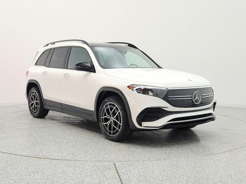 Polar White 2023 Mercedes-Benz EQB 300 4MATIC
