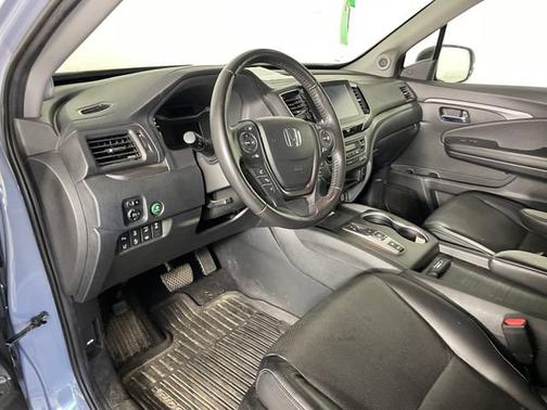 Sonic Gray Pearl 2023 Honda Ridgeline