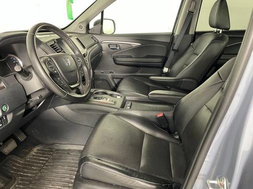 Sonic Gray Pearl 2023 Honda Ridgeline