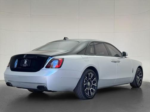 2023 Rolls-Royce Ghost Base