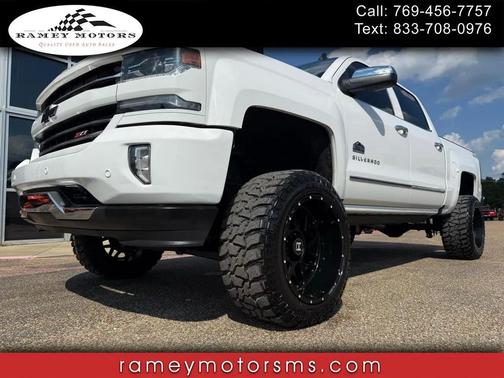 2017 Chevrolet Silverado 1500 Custom