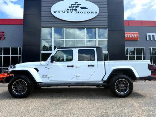 2023 Jeep Gladiator Overland
