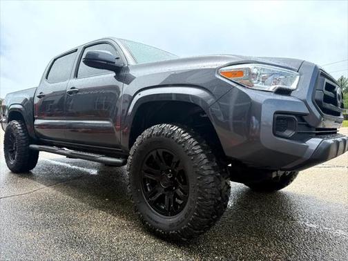 2022 Toyota Tacoma SR