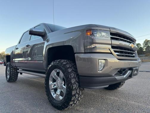 2017 Chevrolet Silverado 1500 Custom