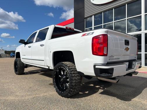 2017 Chevrolet Silverado 1500 Custom