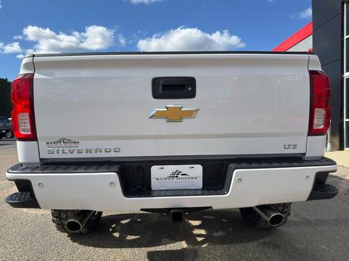 2017 Chevrolet Silverado 1500 Custom