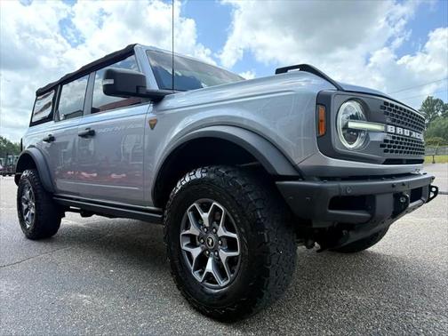 2021 Ford Bronco BADLANDS 4WD 4dr