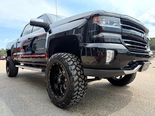2018 Chevrolet Silverado 1500 Custom