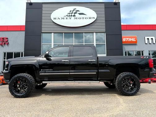 2018 Chevrolet Silverado 1500 Custom