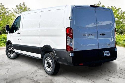 2026 Ford Transit-250 