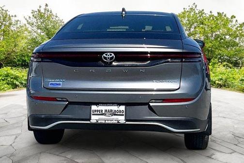 2023 Toyota Crown Platinum