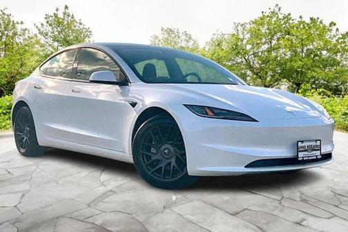 2024 Tesla Model 3 Long Range
