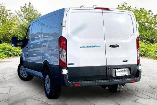 2023 Ford E-Transit Base
