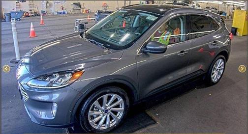2022 Ford Escape Titanium