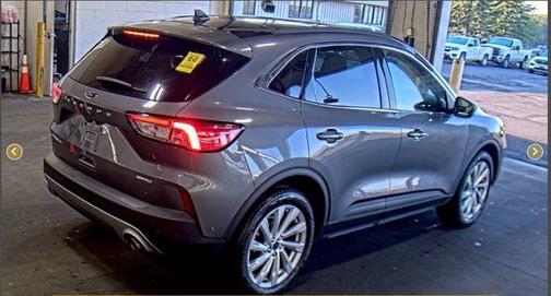 2022 Ford Escape Titanium
